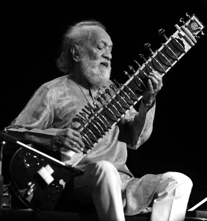 Indie w żałobie. W wieku 92 lat zmarł Ravi Shankar, wirtuoz sitary