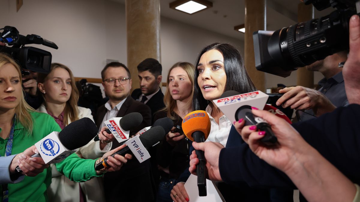 Warszawa, 31.03.2025. Przewodnicząca sejmowej Komisji śledczej ds. inwigilacji systemem Pegasus Magdalena Sroka w Sądzie Okręgowym w Warszawie, 31 bm. Sąd nie uwzględnił wniosku sejmowej komisji śledczej ds. Pegasusa o zastosowanie aresztu wobec byłego ministra sprawiedliwości Zbigniewa Ziobry. Po piątej próbie przesłuchania polityka, komisja wnioskowała o karę do 30 dni aresztu, podczas którego Ziobro miałby być do dyspozycji komisji. (mr) PAP/Albert Zawada