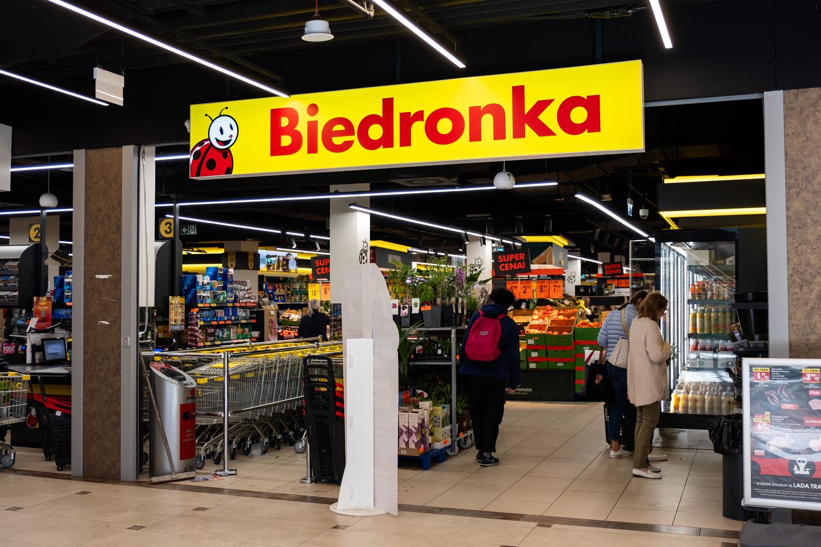 12 maja zaczęło się w Biedronce. "Limit dzienny - 4 opakowania"