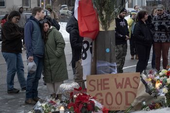 Śmiertelny strzał w Minneapolis. FBI odcina stan od śledztwa