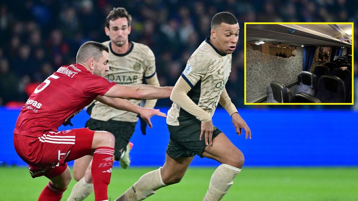 Getty Images / Christian Liewig - Corbis / Na zdjęciu: Kylian Mbappe w walce o piłkę / zniszczona szyba autokaru