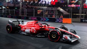 Ferrari bez konkurencji w Las Vegas. Świetne kwalifikacje Leclerca w "mieście grzechu"