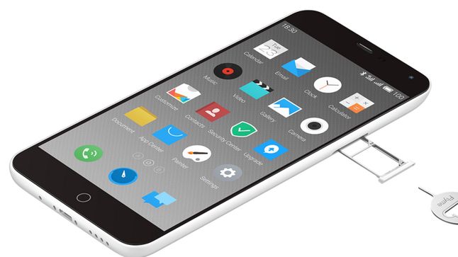 Dwie karty SIM i ich sposób instalacji w telefonie także wskazuje na inspiracje produktami Apple.