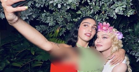 Córka Madonny zrobiła selfie z mamą. Zdjęcie oburzyło internautów