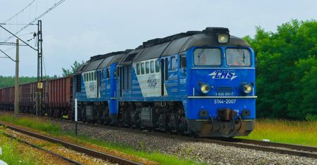 Pesa naprawi wysłużone "gagariny". Umowa warta blisko 200 mln zł
