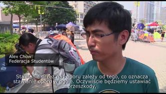 Policja w Hongkongu usuwa barykady