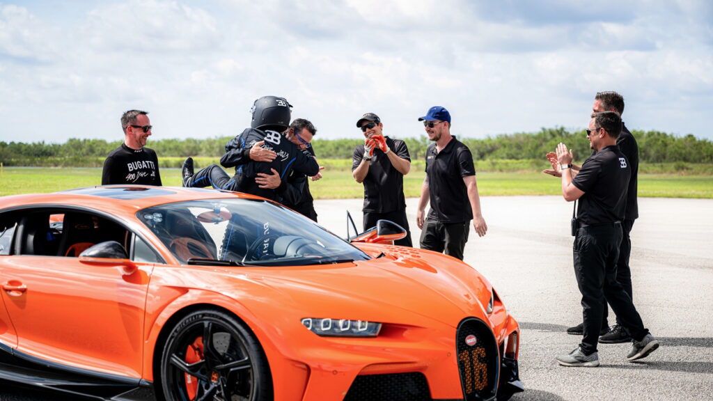 18 osób mogło w pełni doświadczyć osiągów Chirona