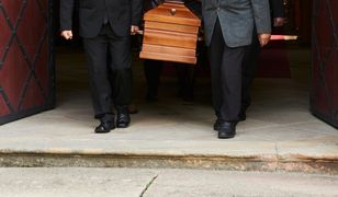 Ceny pogrzebów pójdą w górę? Resort finansów ostrzega Polaków