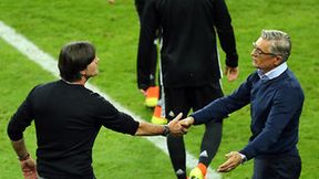 Modny sweter i szalik, spodnie w kant. Adam Nawałka zawsze wygląda elegancko