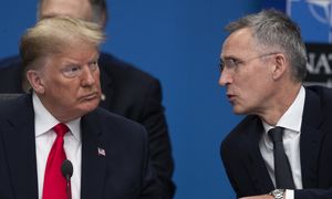 Stoltenberg ostrzega. Groźby Trumpa wobec NATO są realne