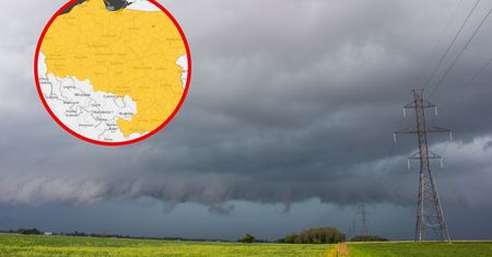 Niedzielne nawałnice w Polsce. Zalane ulice i połamane gałęzie