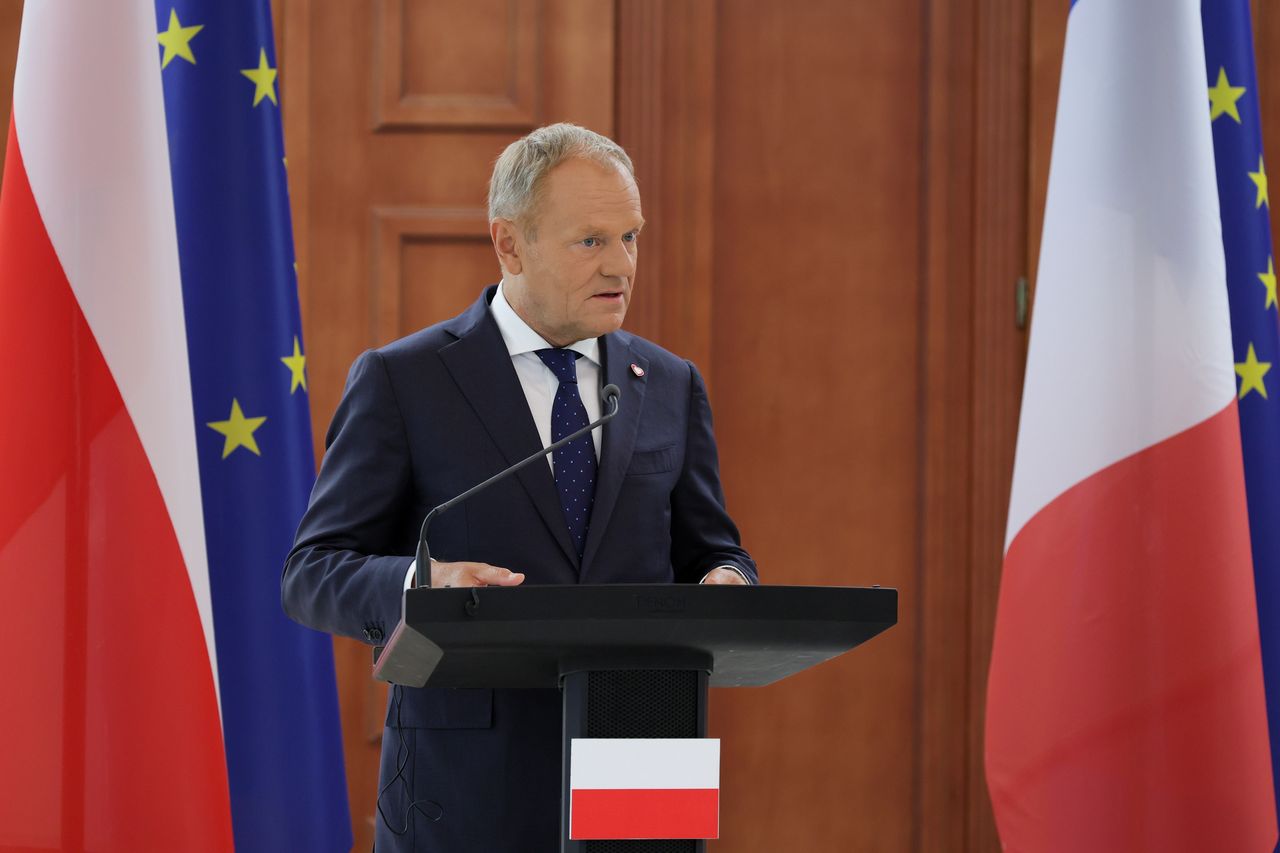 Jest reakcja Tuska na pobicie Adama Niedzielskiego