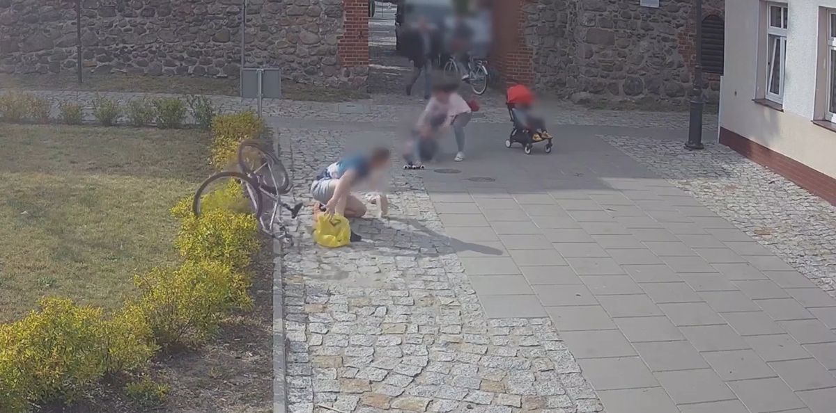 25-letni rowerzysta staranował 7-letnią dziewczynkę i odjechał. Policjanci dotarli do mężczyzny i przedstawili mu zarzut. Fot: Lubuska Policja/