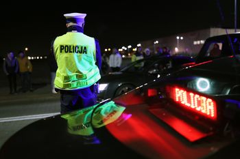 Ponad 2 promile u kierowcy Seata. 32-latek zatrzymany w Dołach Biskupich