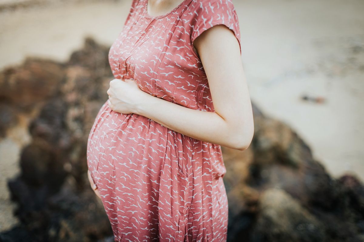 Kosmetyki zakazane w ciąży mogą przyczynić się do wielu negatywnych skutków ubocznych.