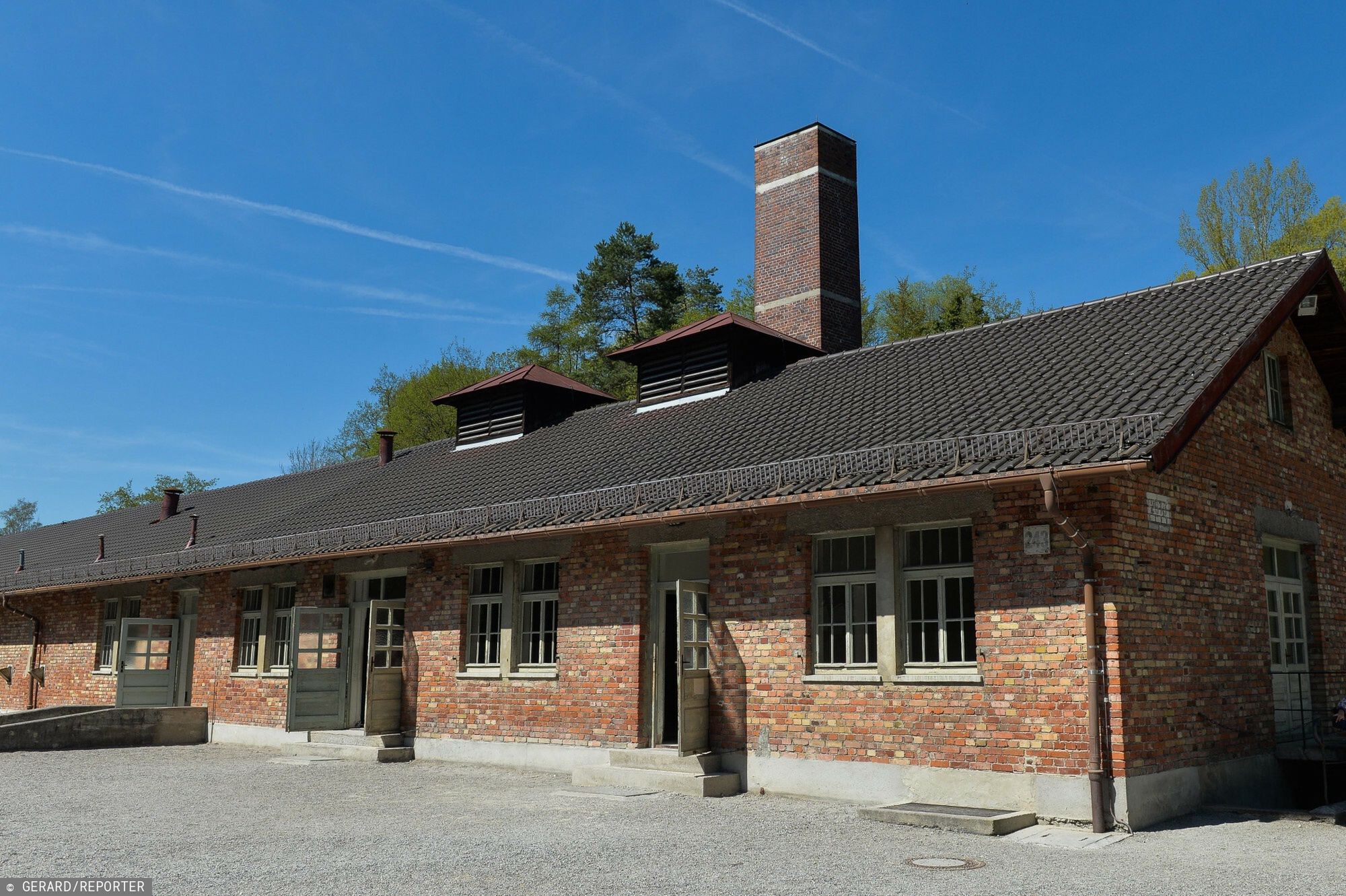 W Dachau powstał pierwszy niemiecki obóz koncentracyjny. Został wyzwolony przez wojska amerykańskie 29 kwietnia 1945 roku. Fot. Gerard/REPORTER
Gerard/Reporter