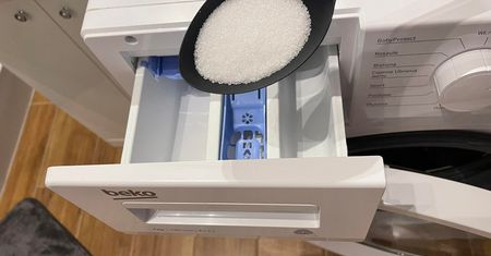Wsyp łyżkę tego produktu do proszku i włącz pralkę. Efekt będzie oszałamiający!