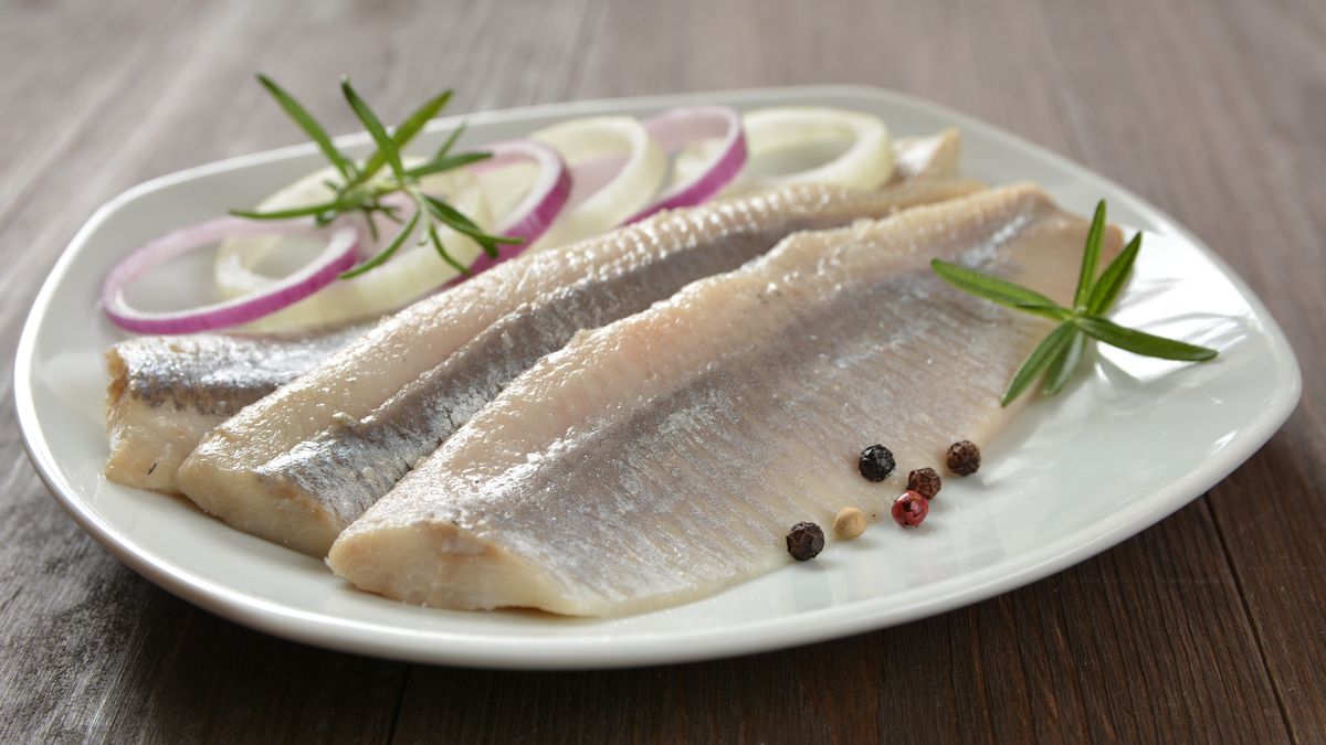 Namaczanie śledzi może pomóc w pozbyciu się ich zapachu