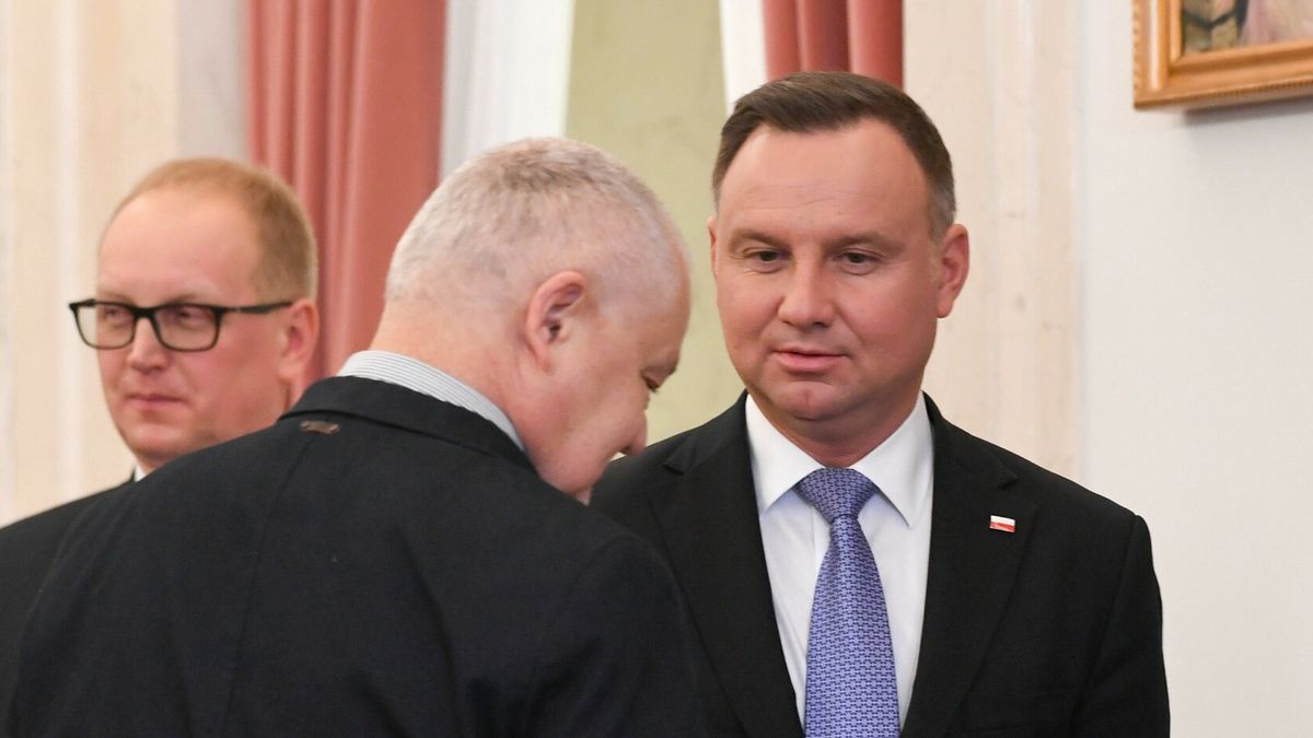 Mocniejszy złoty bardzo by pomógł prof. Adamowi Glapińskiemu.