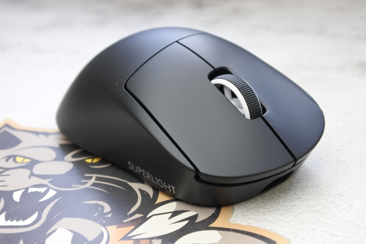Logitech PRO X SUPERLIGHT 2 DEX – nowy-lepszy kształt, ta sama dusza (recenzja)