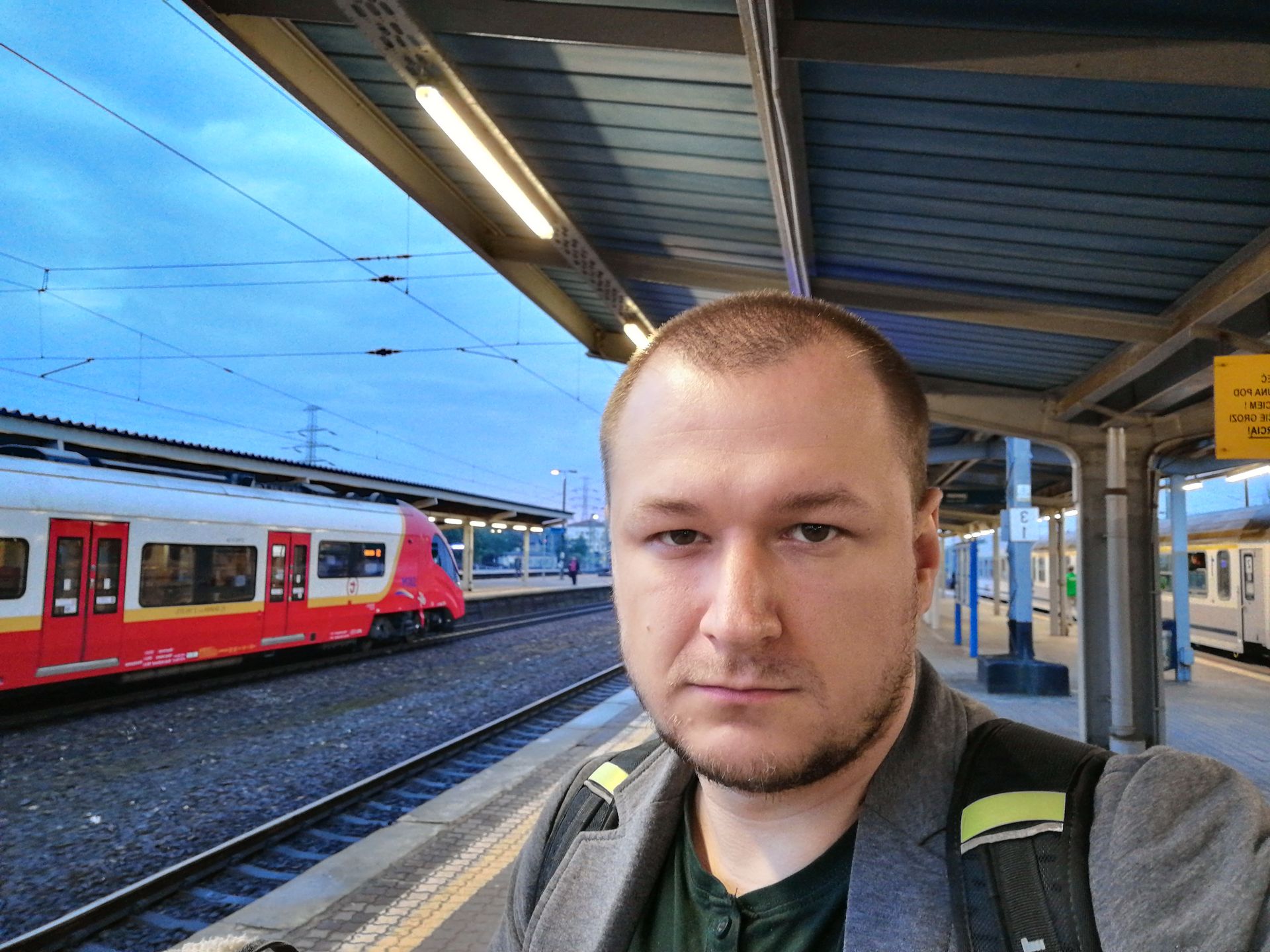 Honor 20 Lite oficjalnie. Nowy smartfon już w Polsce 40