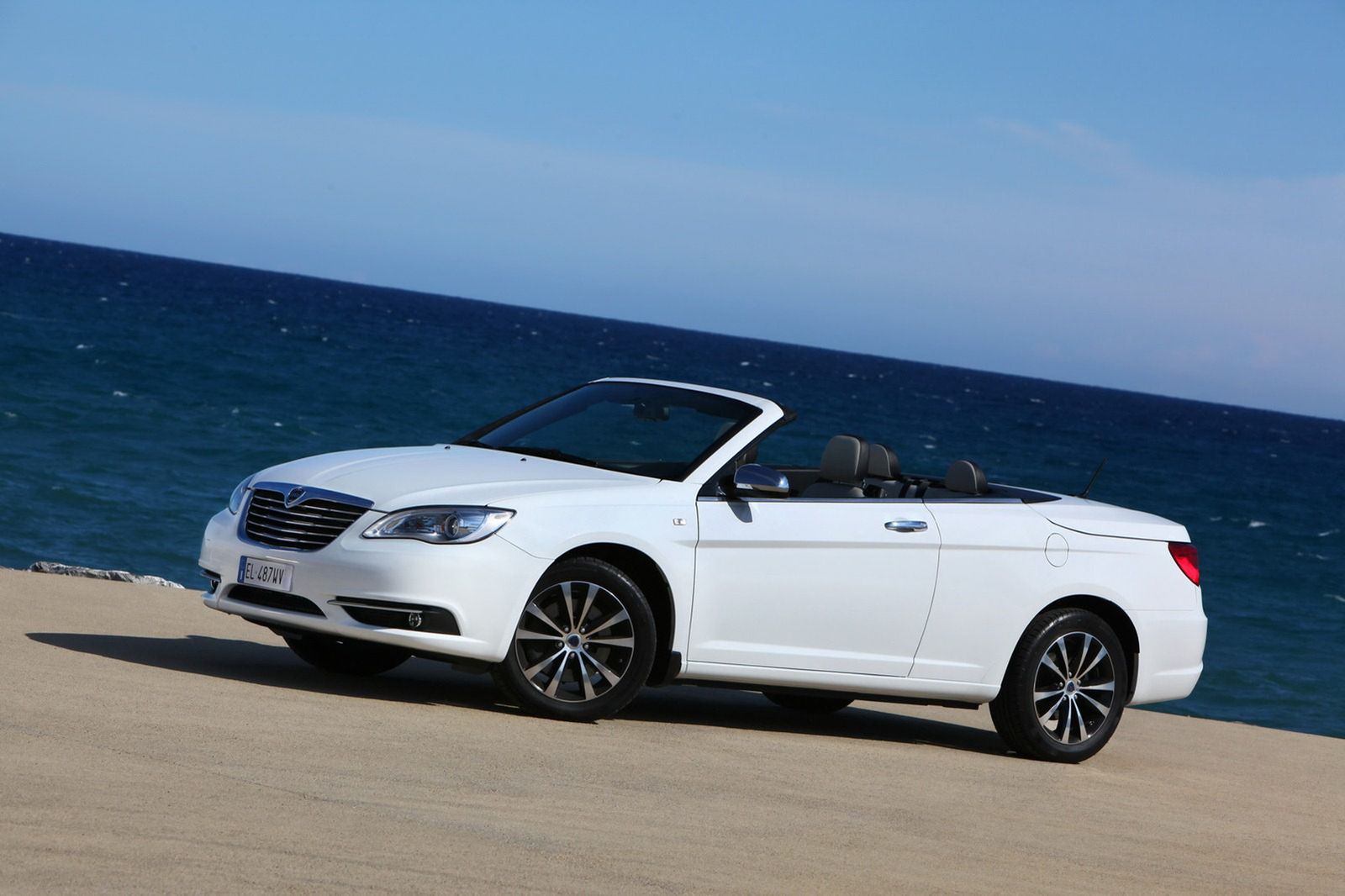 2013 Lancia Flavia - obszerna galeria włoszki z amerykańskimi korzeniami 50