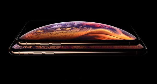 iPhone Xs i Xs Max poddane bezwzględnym testom. Większy okazał się lepszy