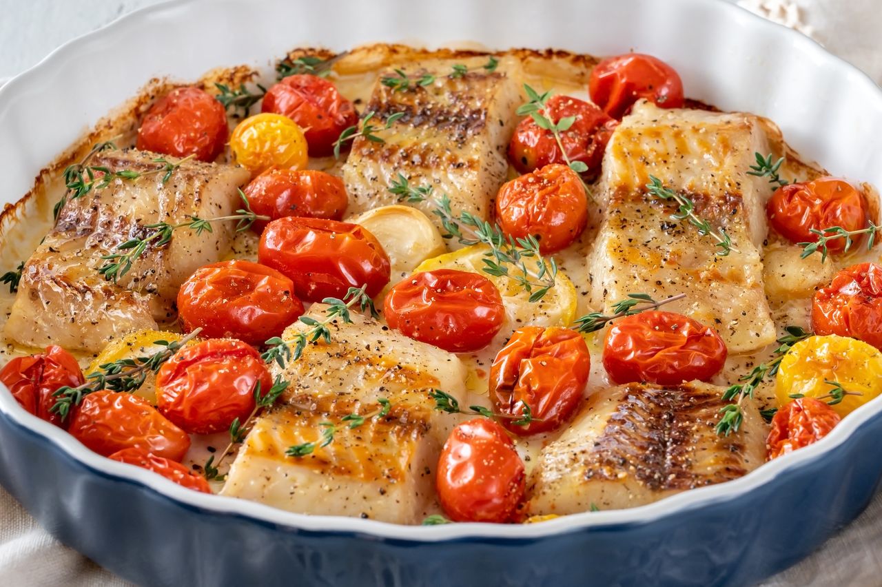 Ryba z piekarnika z pomidorkami