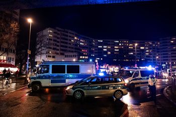 Wstrząsająca zbrodnia w Berlinie. Syn zadźgał matkę na balkonie