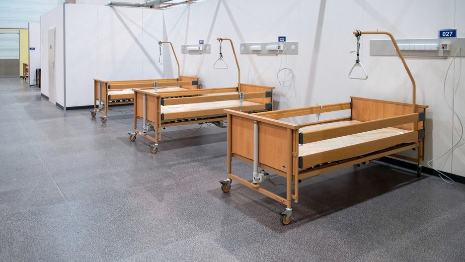 Koronawirus w Polsce. Wrocław i Dolny Śląsk. Prawie 16 tys. nowych zakażeń. Znów sporo zgonów - aż 580