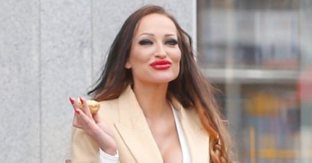 Przerobiona w aplikacji Małgorzata Godlewska pozdrawia zszokowanych "fanów": "JAK Z SIMSÓW!" (FOTO)