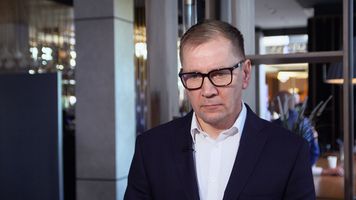Procedury przetargowe blokują wdrażanie innowacji. Firmy potrzebują możliwości eksperymentowania, a nie biurokracji