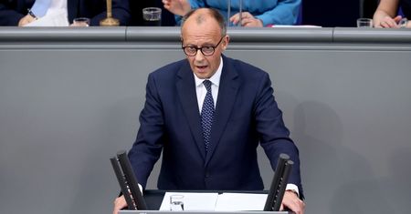 Kanclerz Niemiec wygłosił exposé. Mówił o dwóch kluczowych krajach