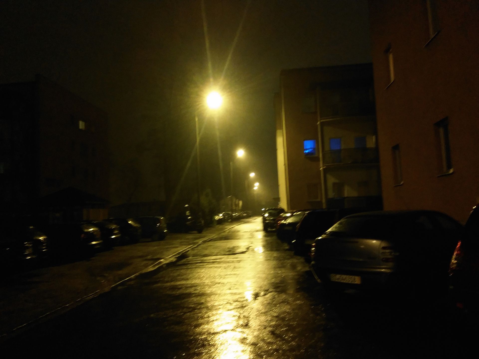 YotaPhone 2 - telefon o dwóch twarzach. Test i recenzja smartfona z ekranem E Ink 62