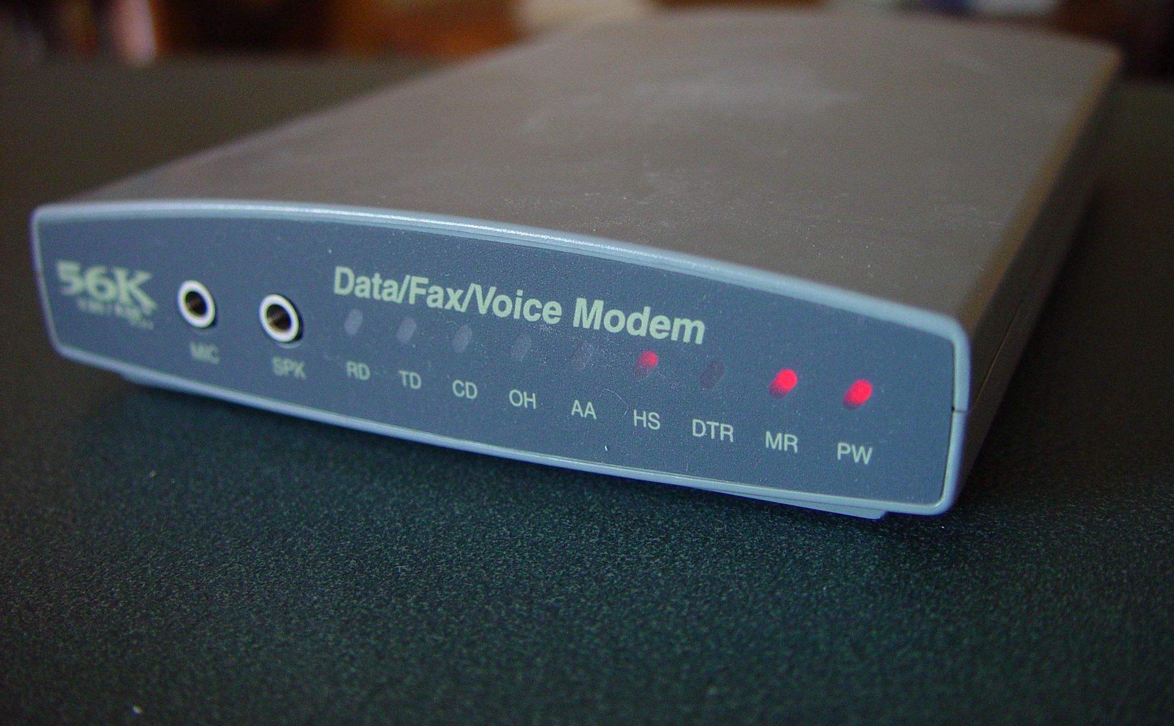 Ewolucja internetu: modem wdzwaniany