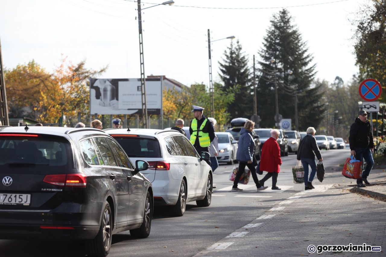Gorzów: Jak dojechać na cmentarz na Wszystkich Świętych?