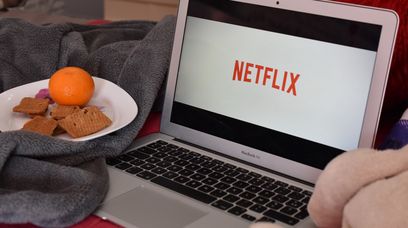 Netflix i premiery grudnia 2020 roku – co warto obejrzeć? Co zniknie z oferty?