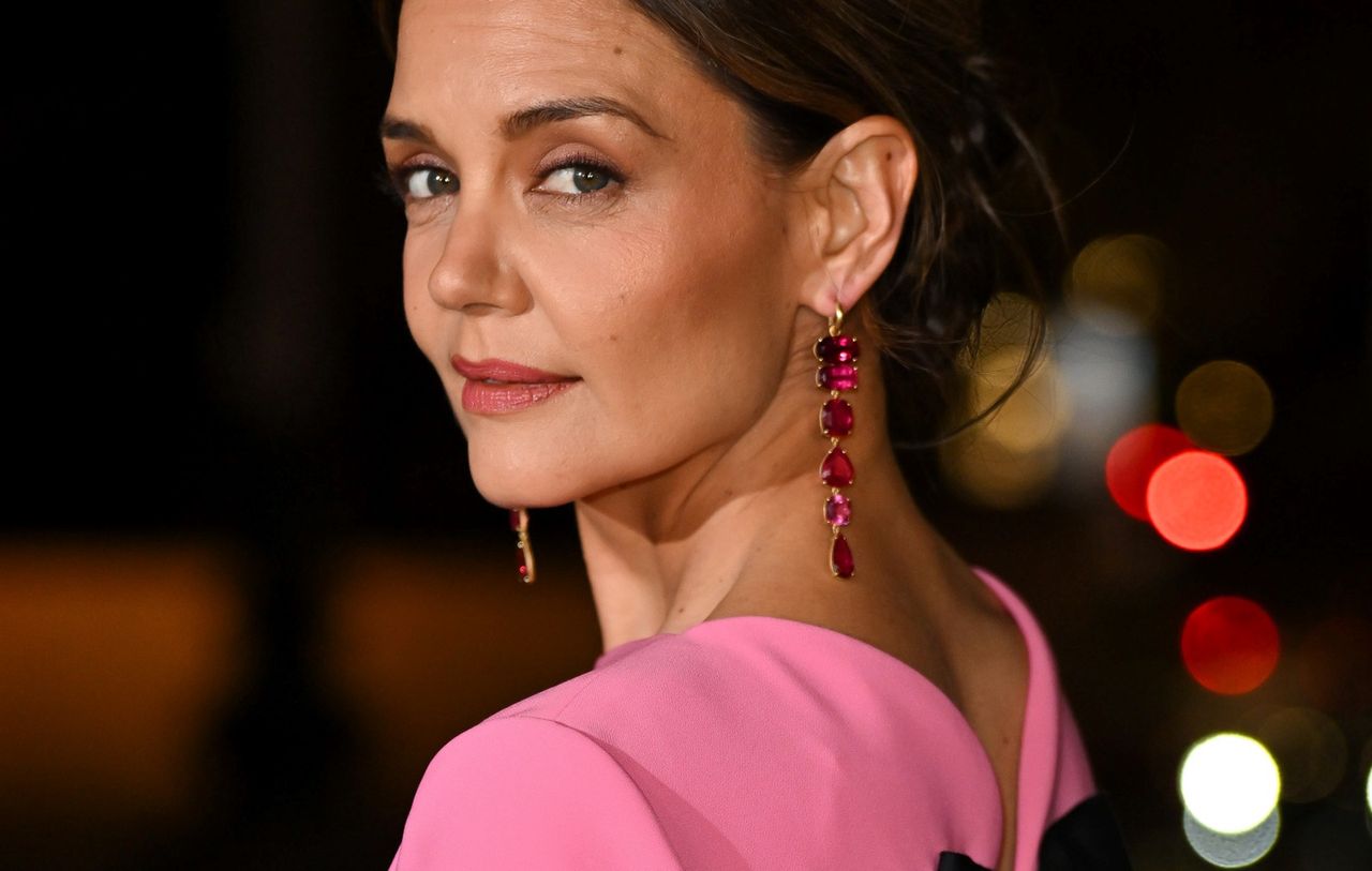 Katie Holmes denies Suri's multimillion trust fund rumours