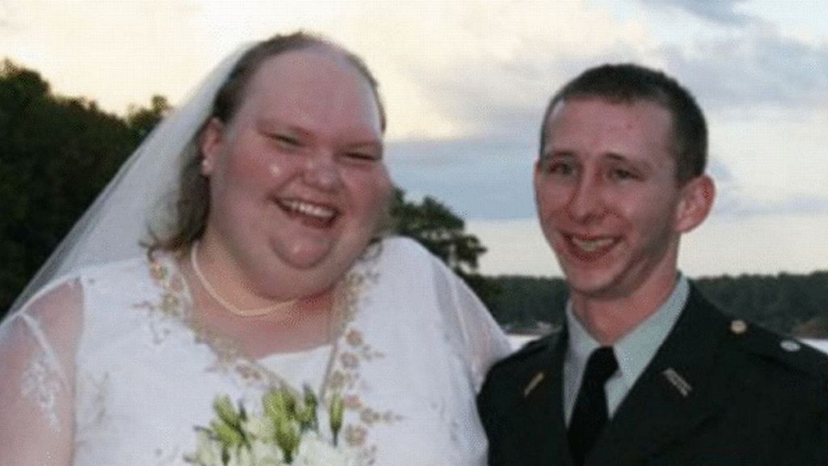 Screen z "worldlifestyle.com"