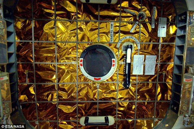Astronauci wkraczają do jamy smoka. Załoga ISS na pokładzie SpaceX Dragon 2