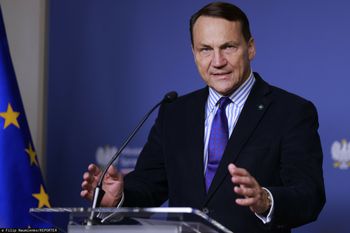 Sikorski przemówił w Davos. Czarna wizja szefa MSZ