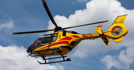 Chełmno. 3-latek wypadł z okna na drugim piętrze