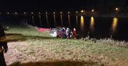 Tragedia w Bliżynie. Samochód wjechał do zalewu. Jedna osoba nie żyje