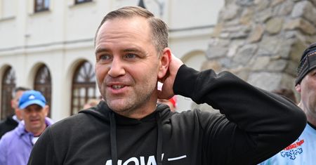 Nieprzyjemna reakcja na wiecu. Po pytaniu, ludzie zaczęli buczeć