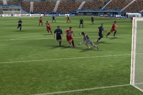 Pro Evolution Soccer 2011 już w Android Markecie!