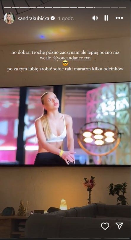 Sandra Kubicka nadaje z wanny 