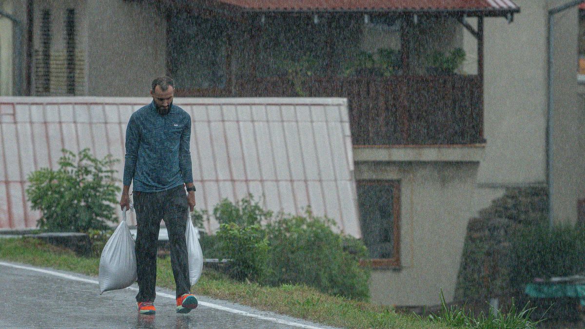 JESENIK, CZECH REPUBLIC - OCTOBER 15: Rivers across the Czech Republic were swollen because of the rain in Jesenik, Czech Republic on October 15, 2024. Floods caused by heavy rains have been battering central and eastern Europe (Photo by Lukas Kabon/Anadolu via Getty Images)