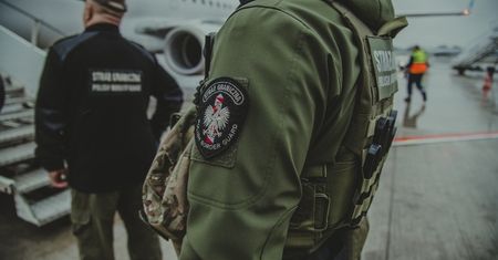 Nietypowa interwencja na lotnisku w Katowicach. Samolot zawrócony