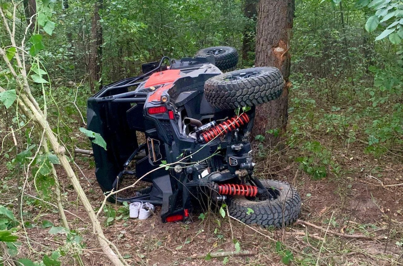 Somianki: Quad uderzył w drzewo. Interweniował śmigłowiec LPR