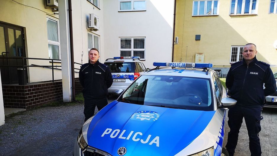 Dramat seniora. Ponad dobę leżał ze złamaną nogą